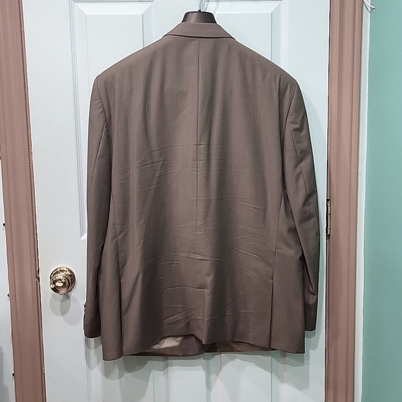 Savile Row Men's Suit - Picture 2 of 7